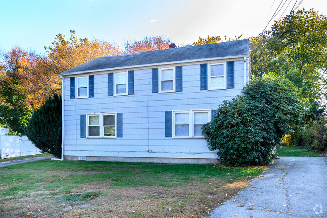 Building Photo - 90 Garden Dr Rental