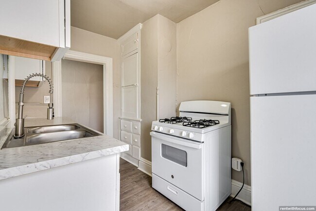 Photo - 818/818A Bowen St Unidad 818A