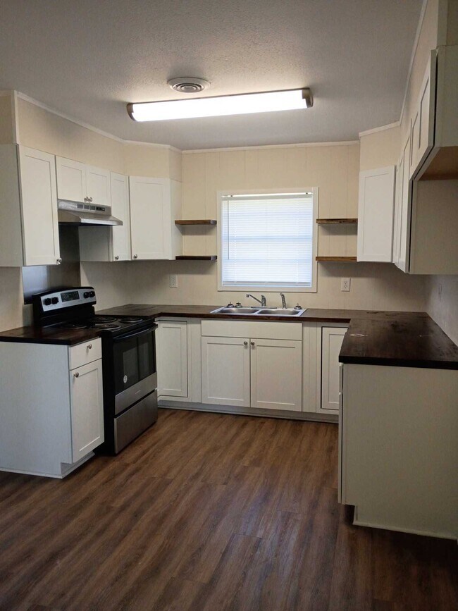 Photo - 3404 Covington Dr