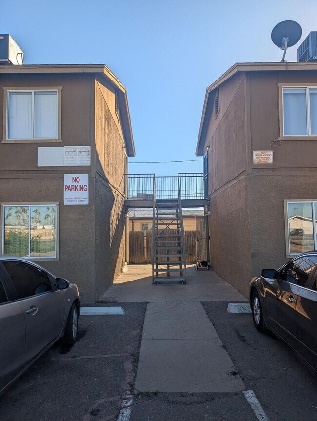 Photo - 7160 N 53rd Ave Unit 2