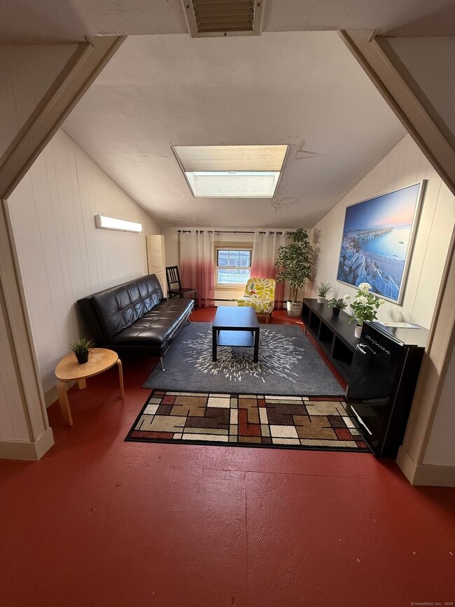 Photo - 389 Orange St