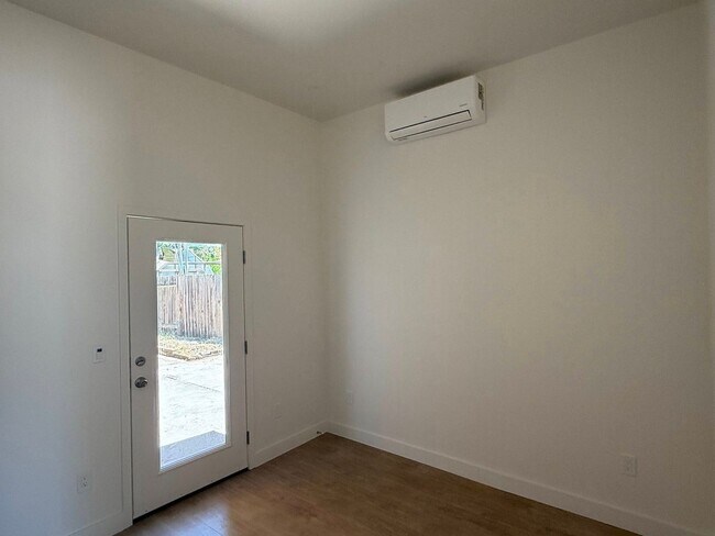 Photo - Illinois Ave/Jonnie Way Unit 5590 Illinois Avenue (JADU)