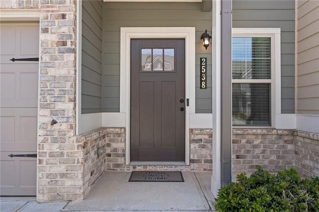 Photo - 2538 Polaris Way SW