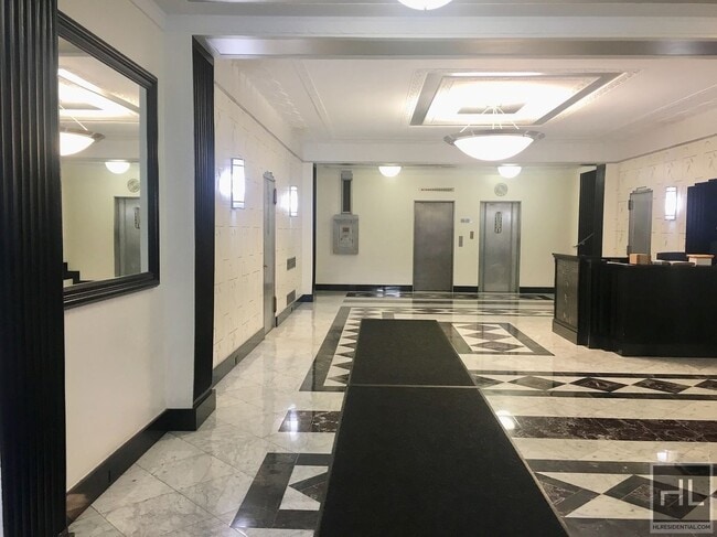 Building Photo - CRANBERRY STREET Unit 9C