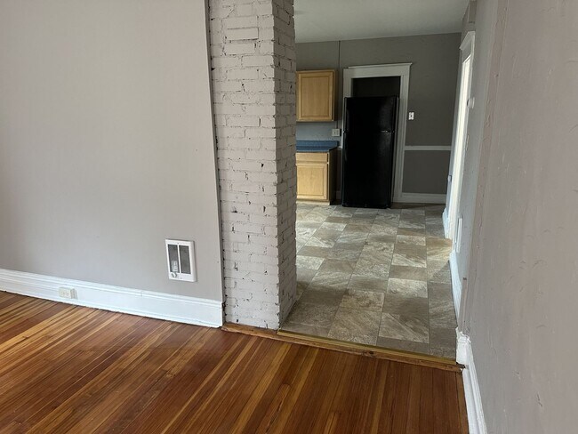 Photo - 238-240 Oak Street Unit 240 1st Floor