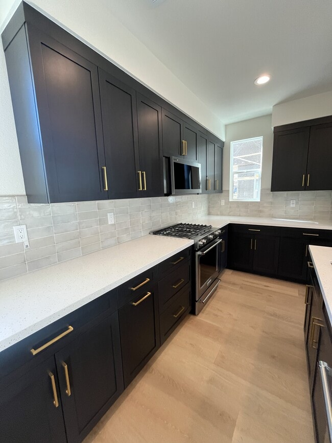 New and upgraded appliances - 13914 Boyden Way