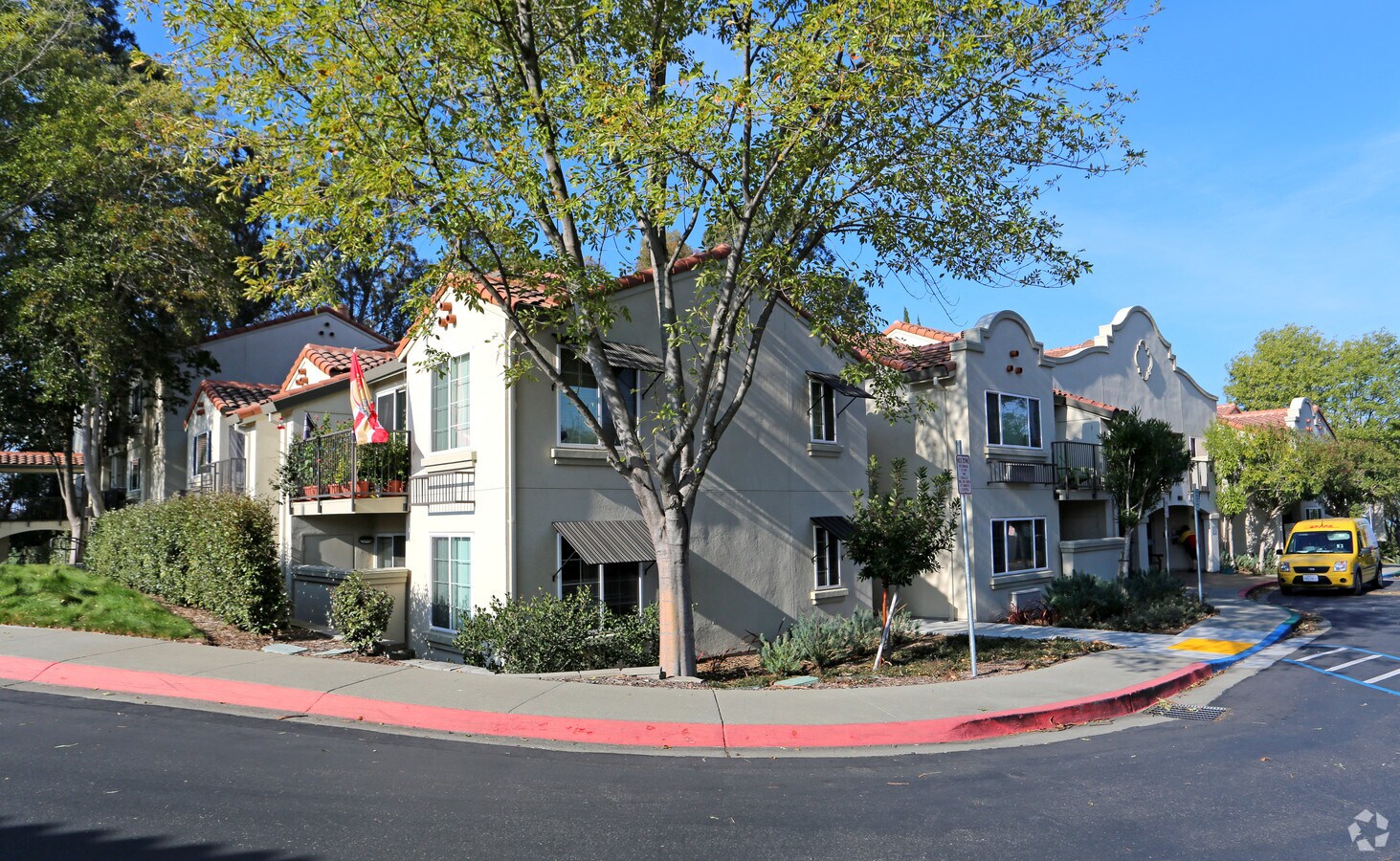 Photo - Pinole Grove Senior Housing