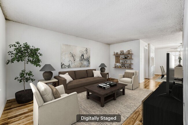 Photo - 2301 E Fremont Ave