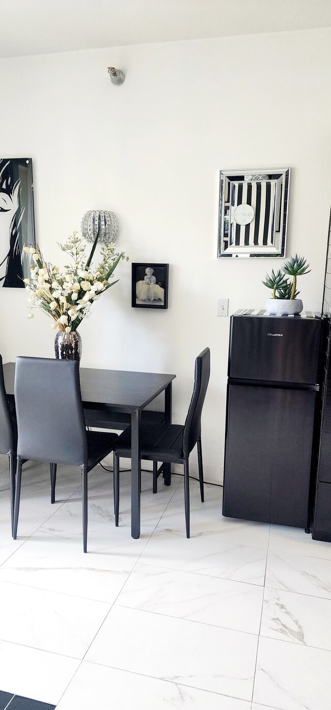 Photo - 29 Montelago Blvd Unidad 306/Luna