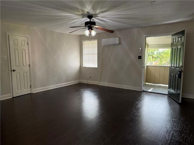 Photo - 3109 Grandview Pl