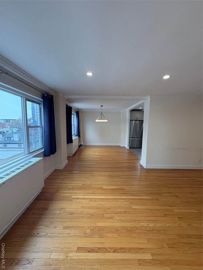 Photo - 300 Martine Ave Unit 6j