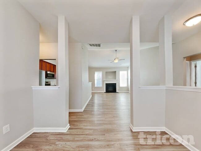 Photo - 1933 Pavilion Dr