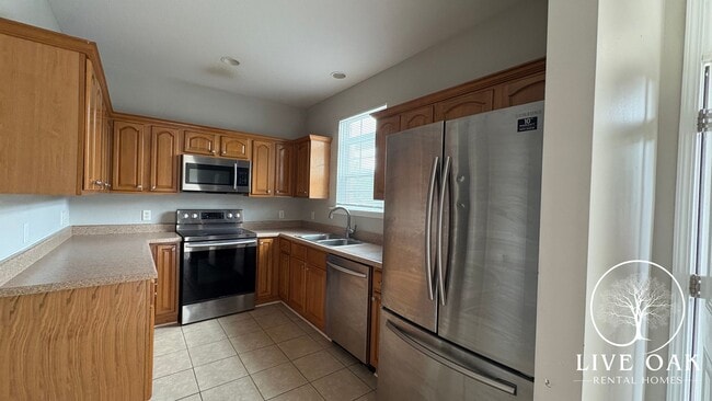 Photo - FALL MOVE-IN SPECIAL: $500 OFF 1st MONTH'S...