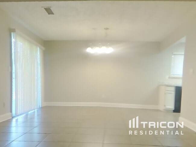 Photo - 4765 Jamerson Forest Cir