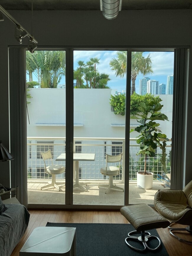 Photo - 2001 Biscayne Blvd