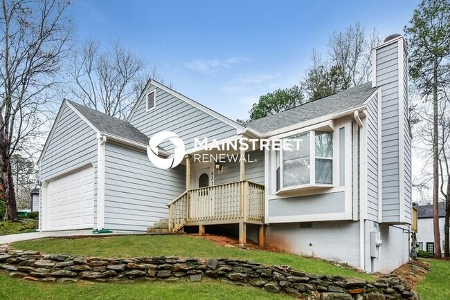 Building Photo - 3 Bedroom Pet-Friendly Home in Stone Mountain, GA with Main Street Renewal