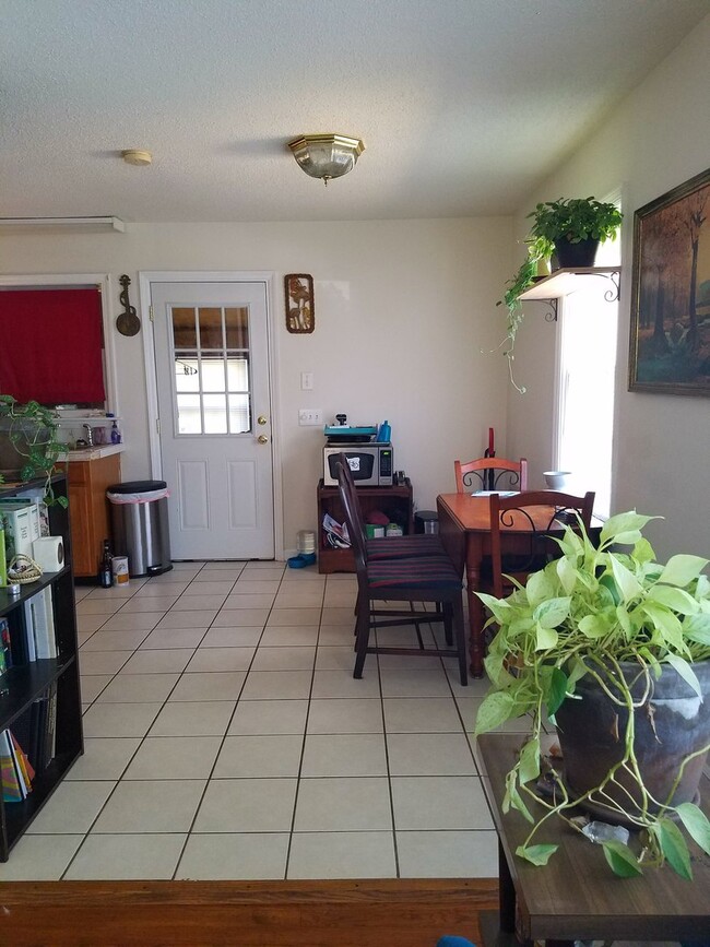 Photo - Three Bedroom Corner Lot Walking Distance to Park Circle