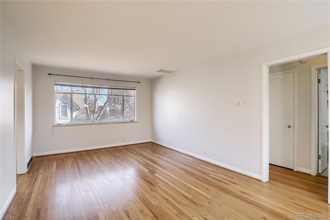 Photo - 36 N Washington St