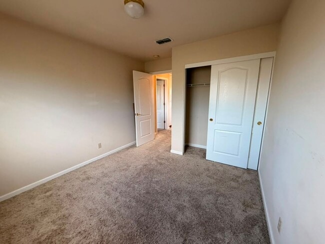 2309 Farndon Ct