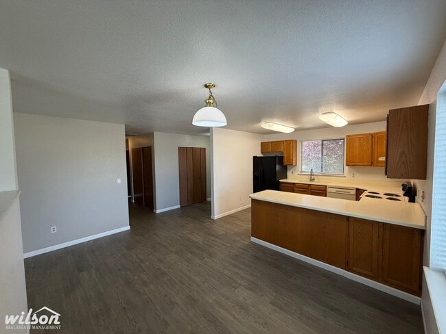 Photo - 5606 Mt Clemens Way