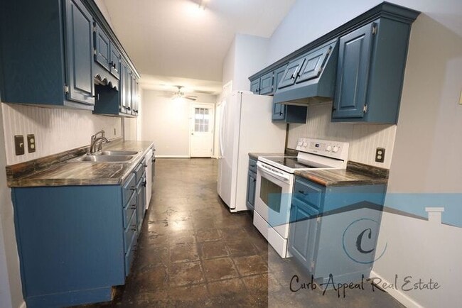 Spacious 3 bed 2 bath home - Nettleton!