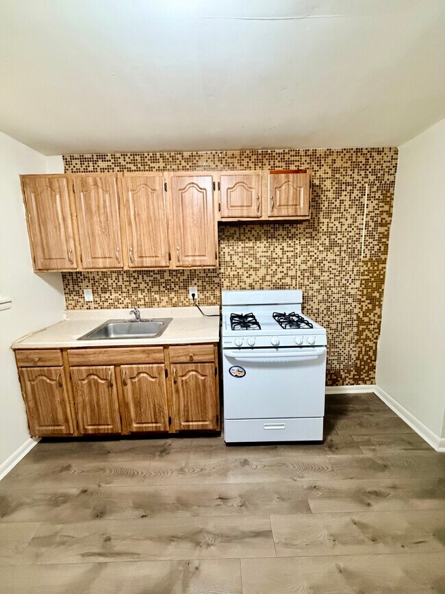 Photo - 2615 N Corlies St