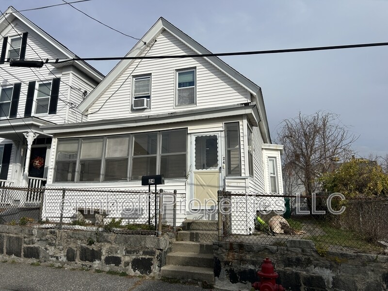 Photo - 24 Lyons Street