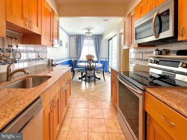 Building Photo - 2817 Jermantown Rd Unit 307 Rental