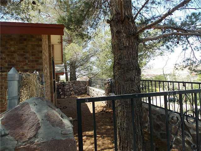 Photo - 504 E University Ave