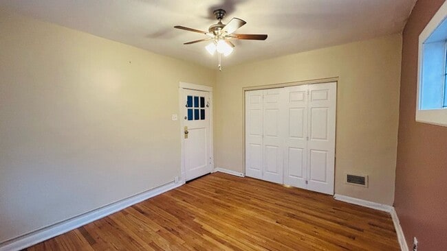 5225 Bancroft Ave Unit 2E