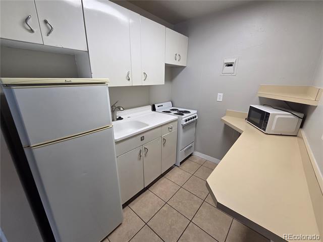 Photo - 197 E Powers Ave Unidad 4