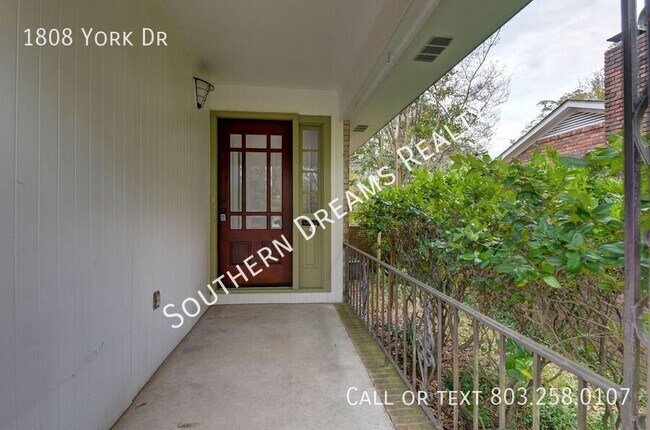 Photo - 1808 York Dr