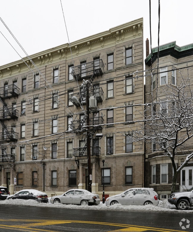 Building Photo - 3604-Park Avenue Palisades, LLC Rental