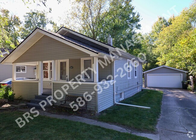 Building Photo - Rochester Hills totally renovated 2 BR ranch Rental