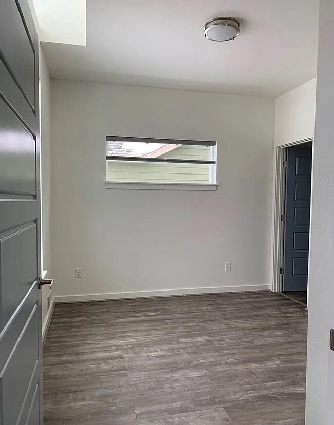 Photo - 877-879 S Cottonwood Rd Unidad 879 Cottonwood Road