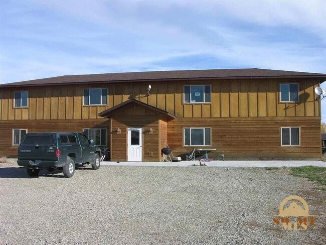 Building Photo - Overlook Apartments Unit #1A