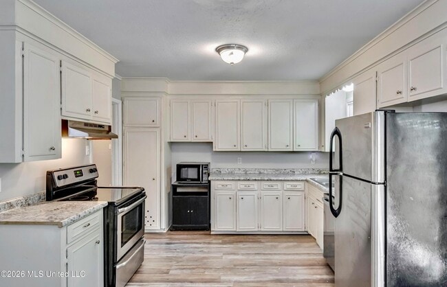 Photo - 114 Sheppard St