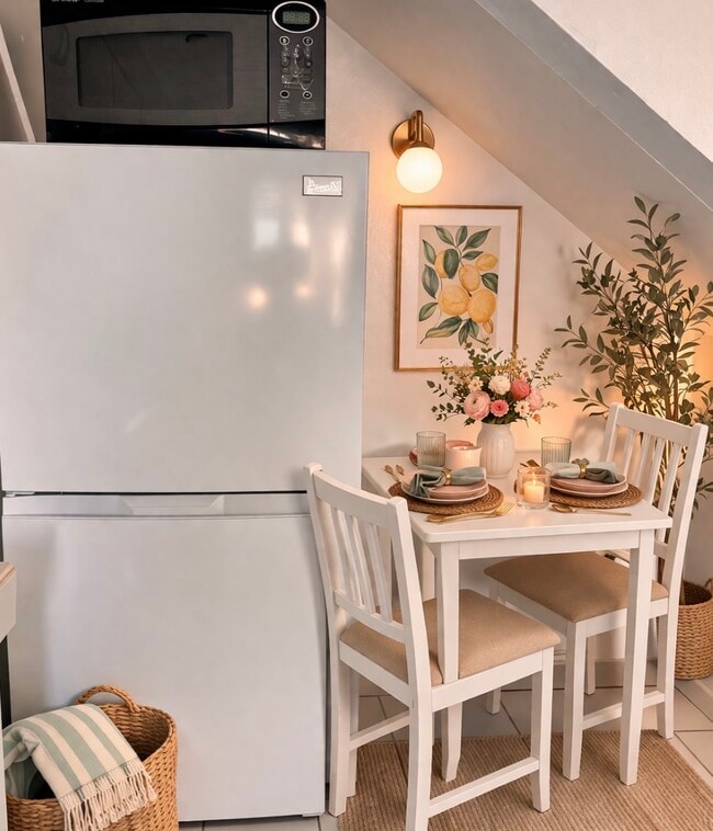 Photo - 459 N Alfred St