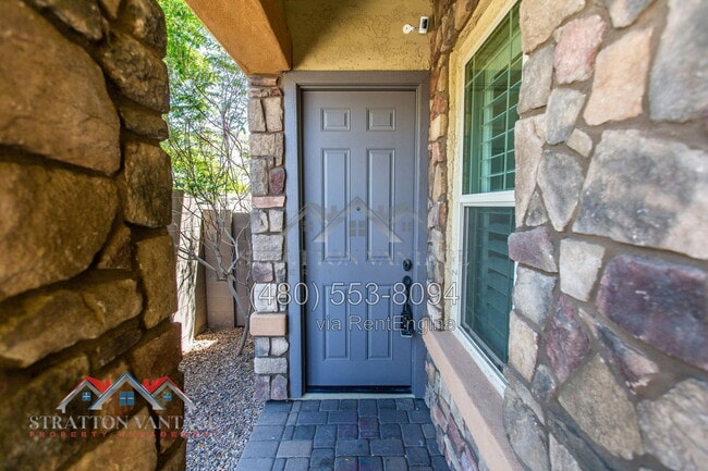 4721 E Casitas Del Rio Dr