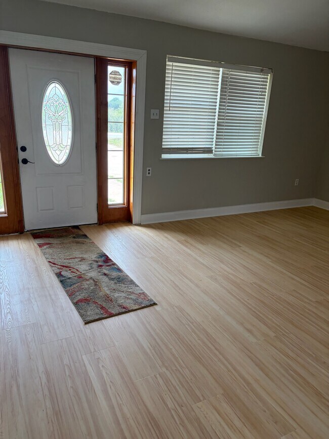Photo - 7535 Rodgers Rd