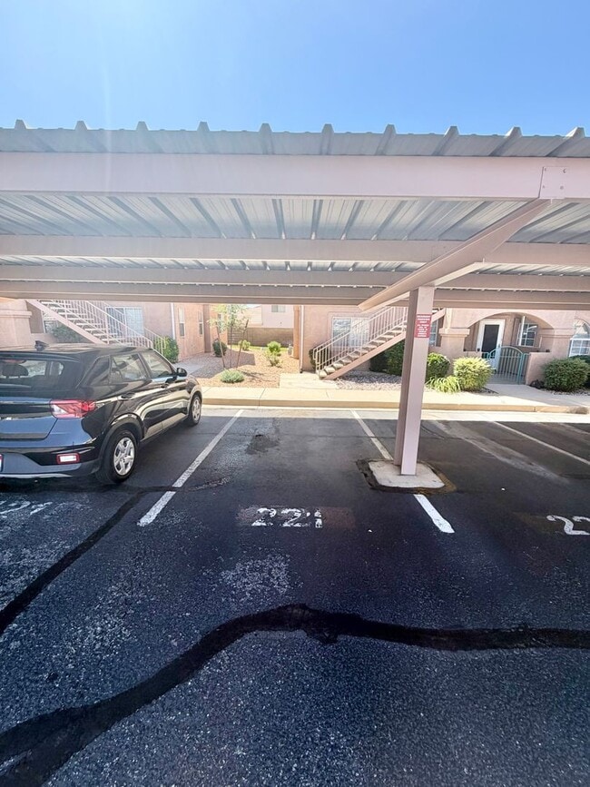 Photo - Wonderful Remodeled La Paloma Home!