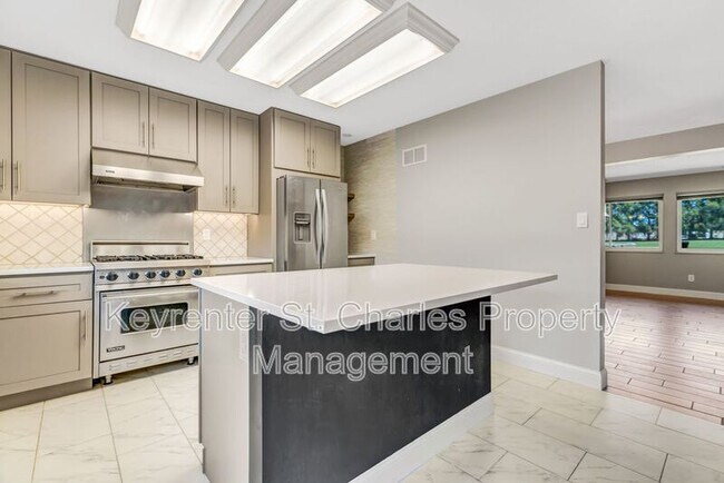 Photo - 1373 Heritage Landing