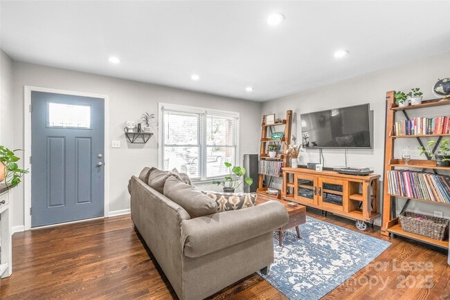 Photo - 3932 Slagle Dr