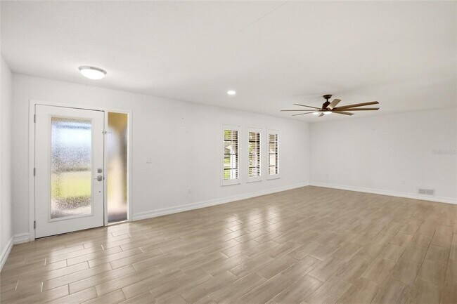Photo - 176 N Waterway Dr NW