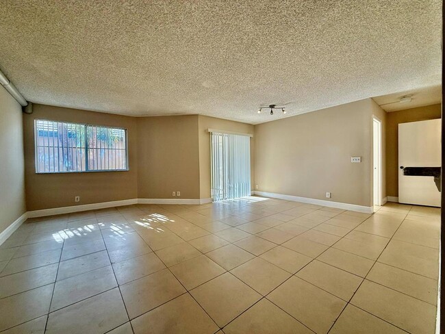 Photo - 9901 Westview Dr Unit 324
