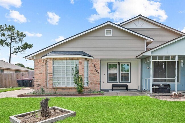 Photo - 17007 Pastoria Dr House