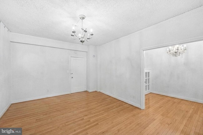 Photo - 2032 Belmont Rd NW Unidad 104