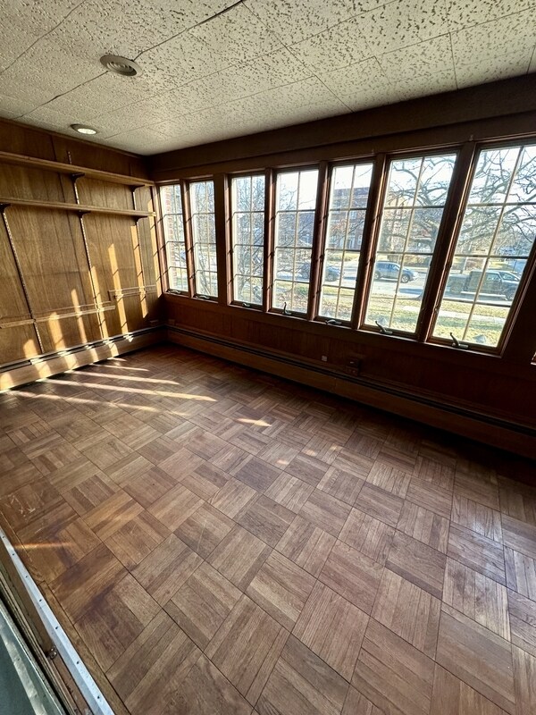 Photo - 14724 Clifton Blvd