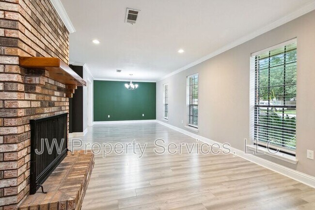 Photo - 1476 St Christopher Dr