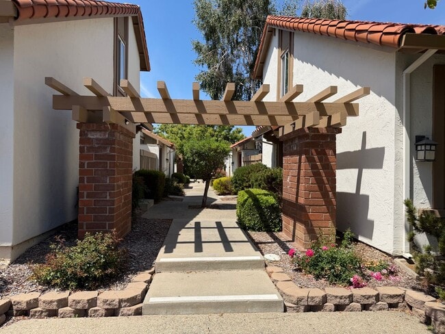 Photo - Santa Clara- Park Villas-Single story unit with community pool!